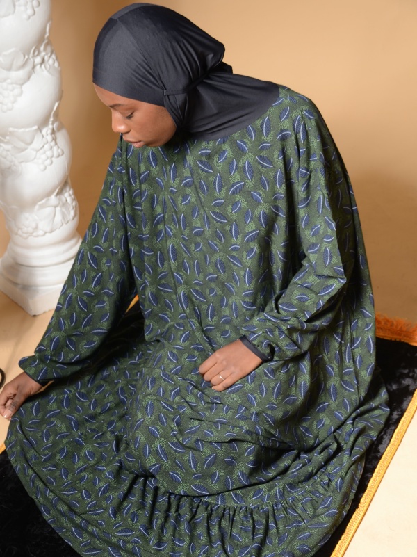Robe de prière femme imprimée feuilles vertes, hijab noir